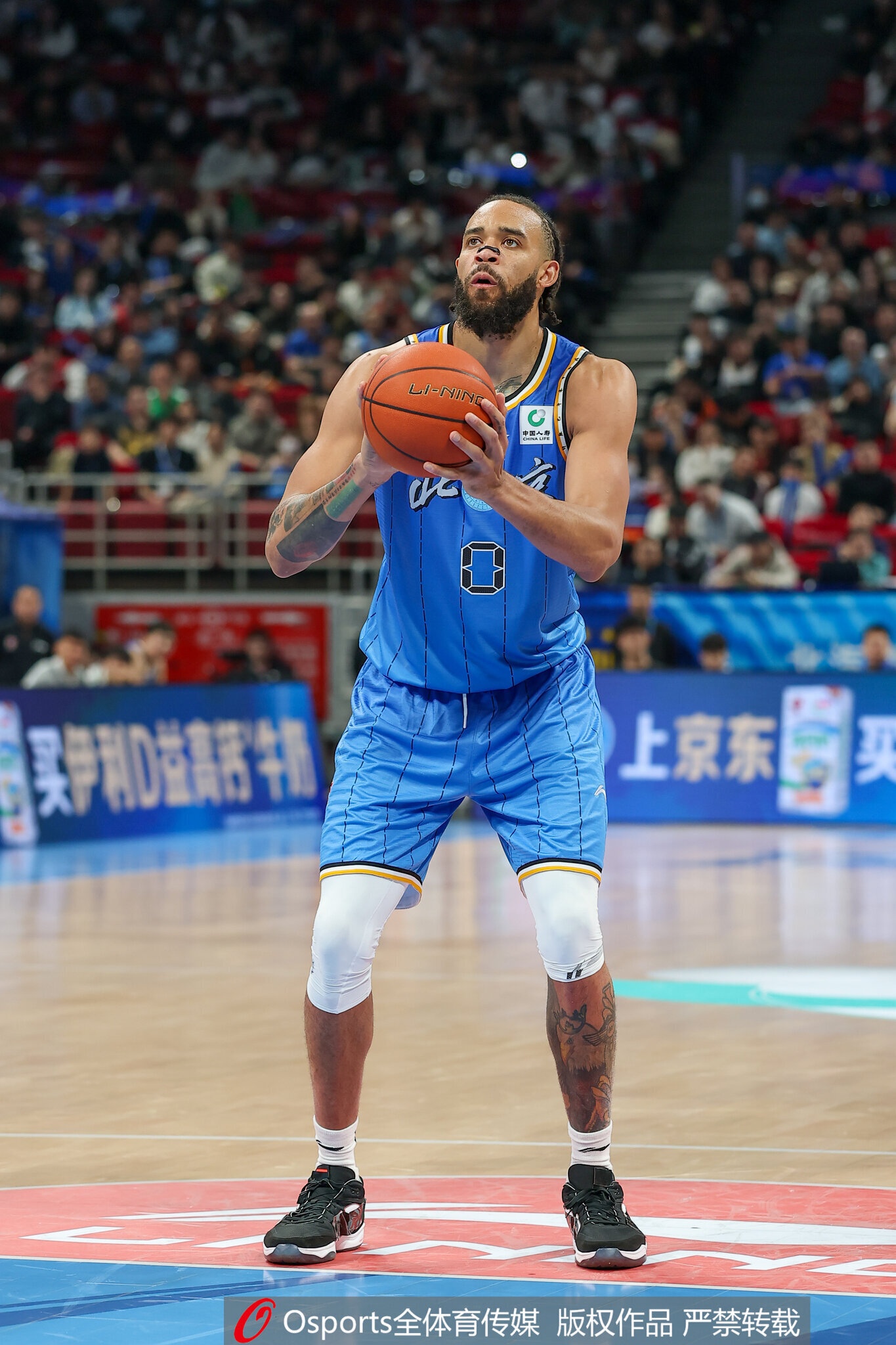 开云-6投0中&amp;走步违例！郭艾伦打趣：今晚是属于麦基之夜 悲伤之夜